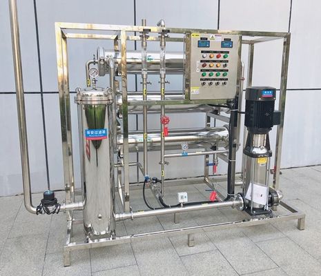 comprare Unità di filtrazione per osmosi inversa a controllo automatico elettrico con composito in acciaio inossidabile / fibra di vetro per la depurazione automatica dell'acqua corrente fabbricazione online
