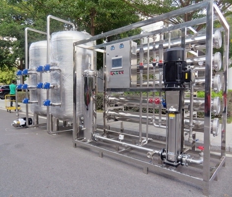comprare 1500 Kg Peso 250 Lph attrezzatura di trattamento dell'acqua per osmosi inversa per azienda di distribuzione dell'acqua potabile online manufacture